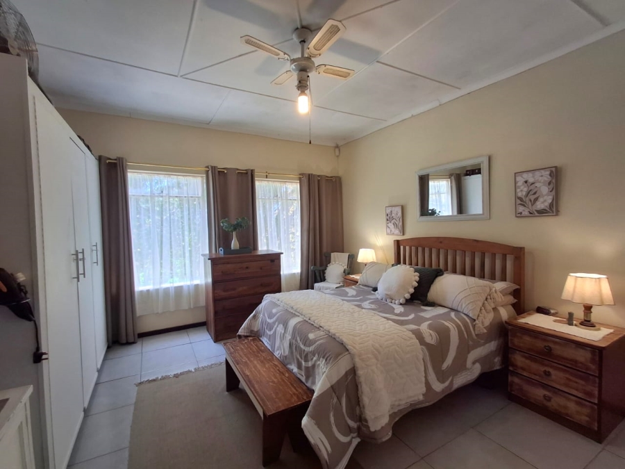 3 Bedroom Property for Sale in Summerpride Eastern Cape